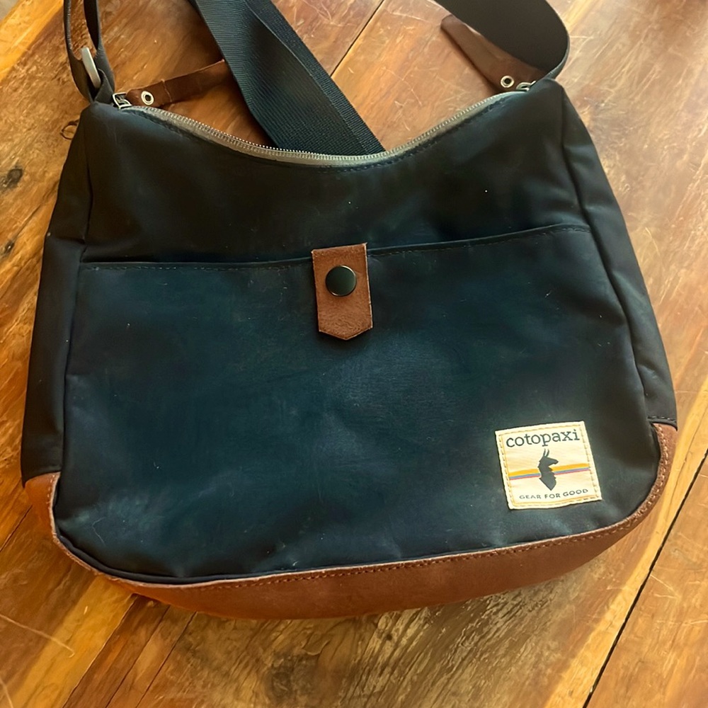 Cotopaxi Crossbody Bag